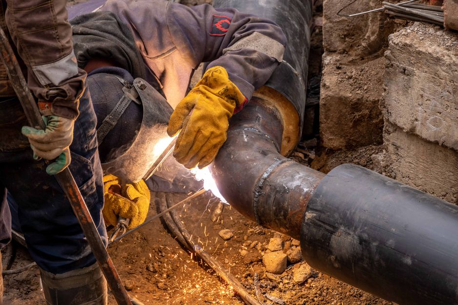 Skilled plumber working on pipes in Salida CA residential and commercial plumbing services